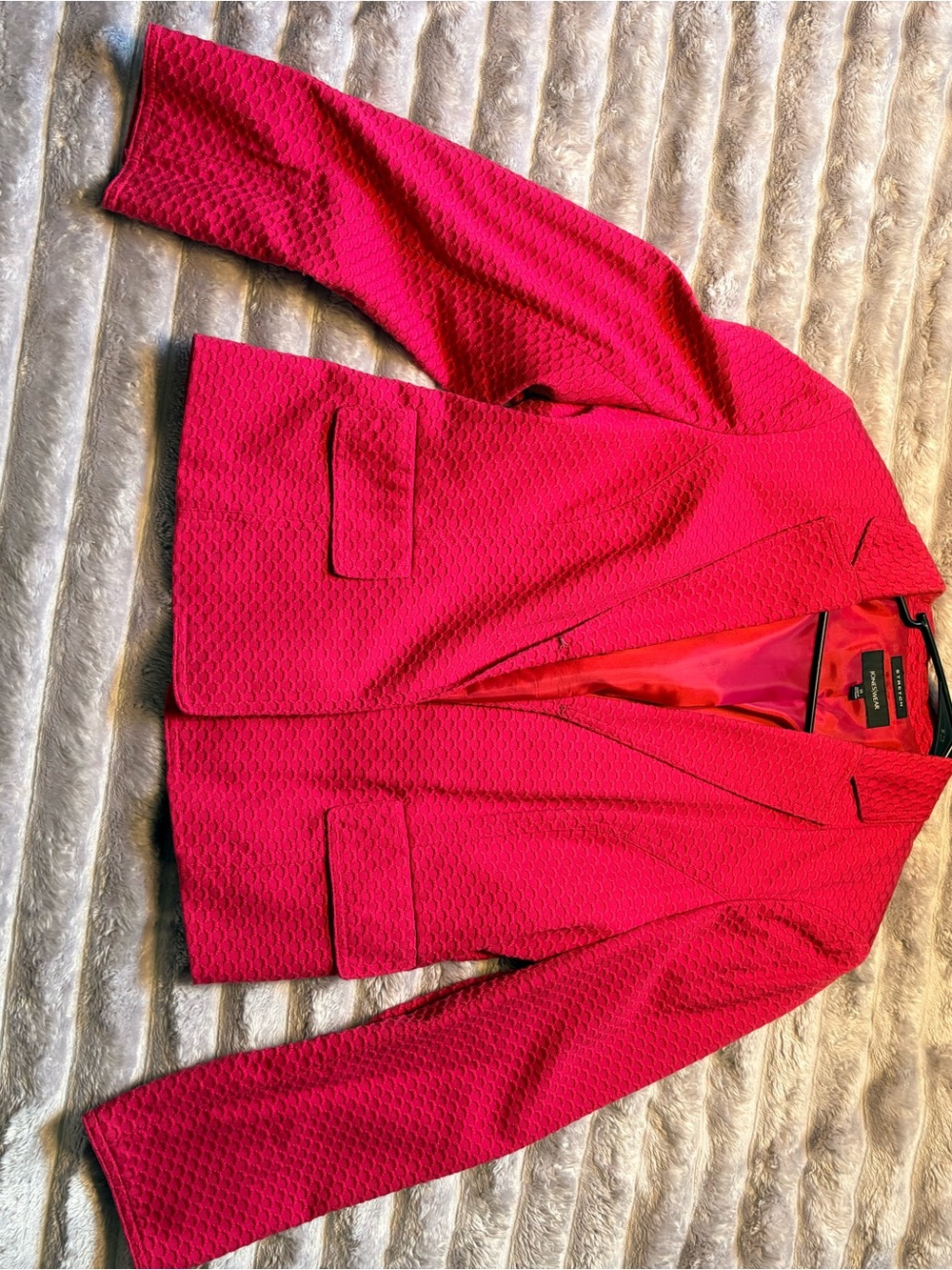 Jones Wear Bright Pink Textured Blazer